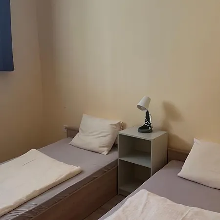 Hotel Manuela Ifjusagi Szallashely