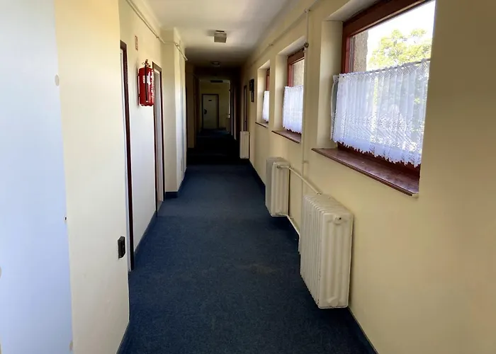 Manuela Ifjusagi Szallashely Hotel Balatonfüred