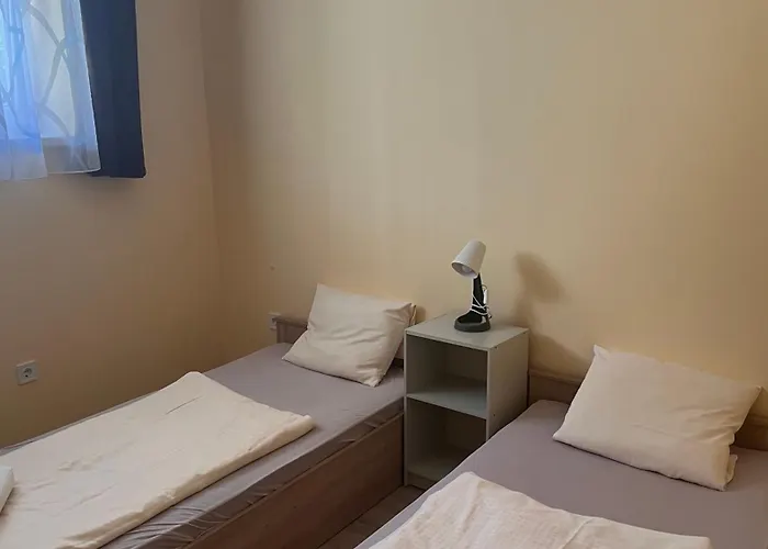 Hotel Manuela Ifjusagi Szallashely